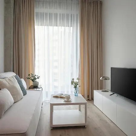 Symphony Krakowska 35 3*