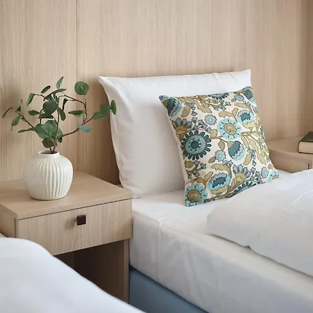 Symphony Krakowska 35 3* Vratislav